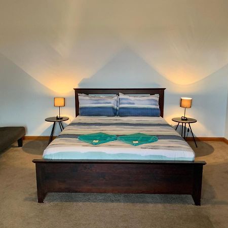 Bee'S Place - 3 Bedroom Home On 10 Acres Of Land With Distant Ocean Views Emu Bay Extérieur photo