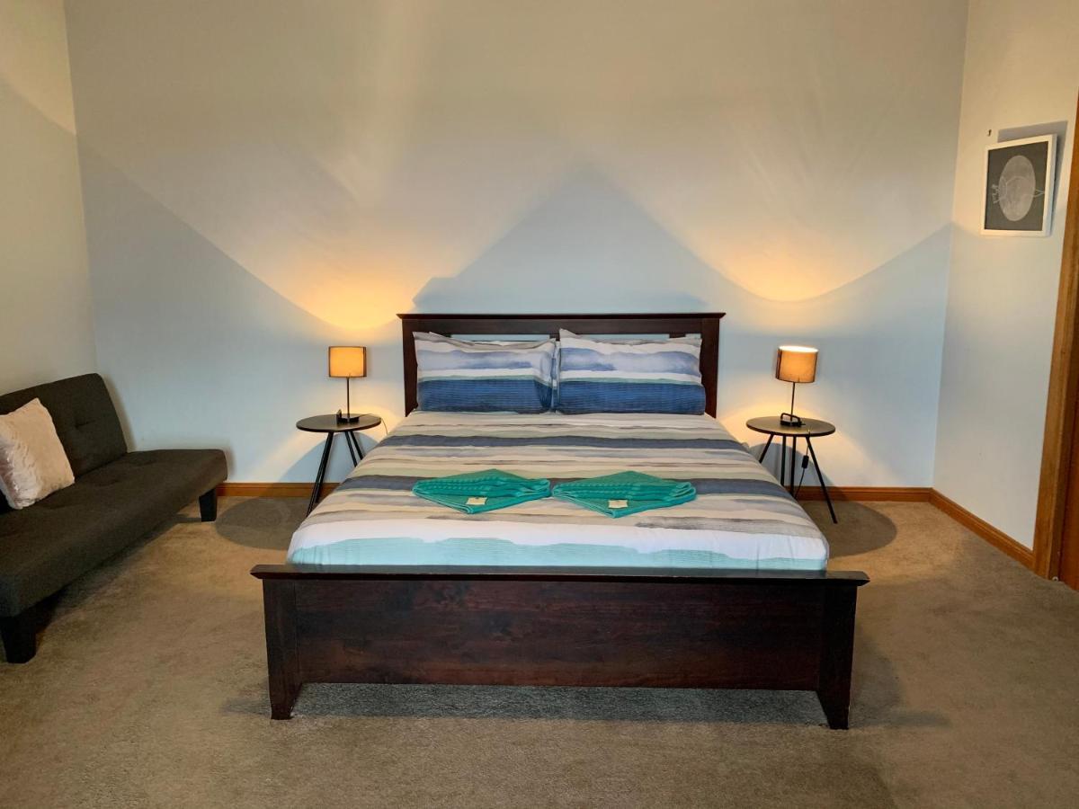 Bee'S Place - 3 Bedroom Home On 10 Acres Of Land With Distant Ocean Views Emu Bay Extérieur photo