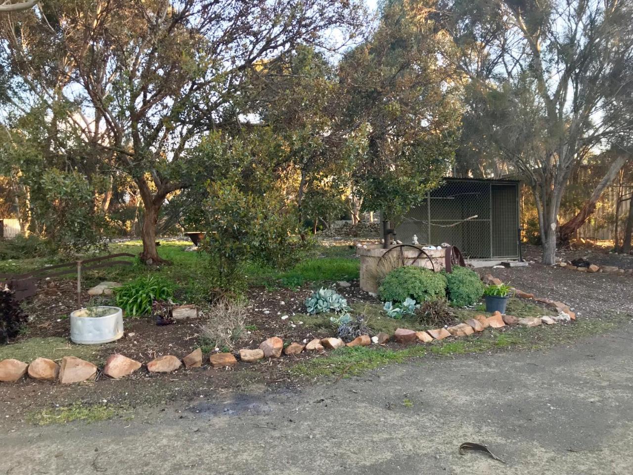 Bee'S Place - 3 Bedroom Home On 10 Acres Of Land With Distant Ocean Views Emu Bay Extérieur photo