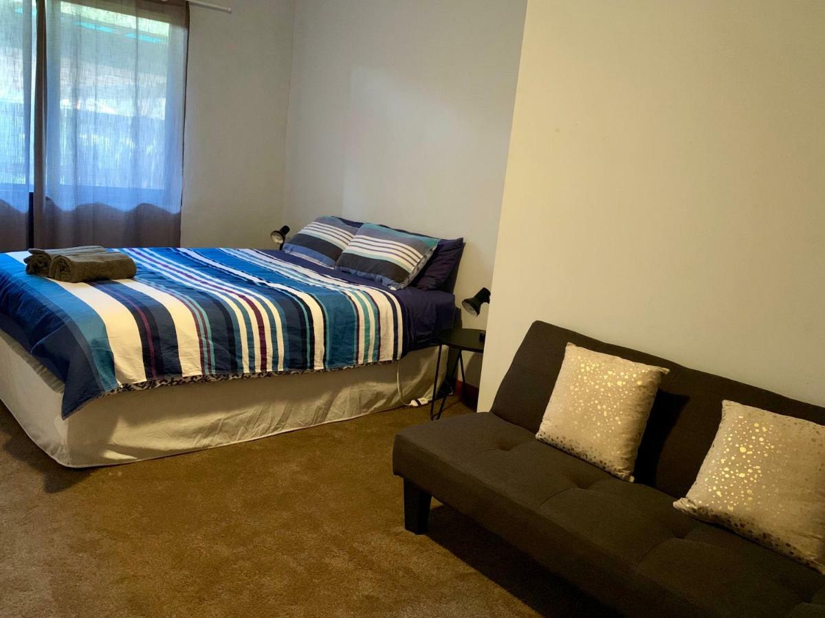 Bee'S Place - 3 Bedroom Home On 10 Acres Of Land With Distant Ocean Views Emu Bay Extérieur photo